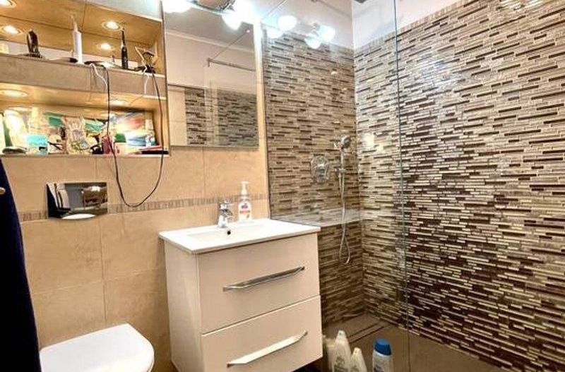 Apartament renovat în Piaţa Unirii – Investiție ideală! - Poză 16