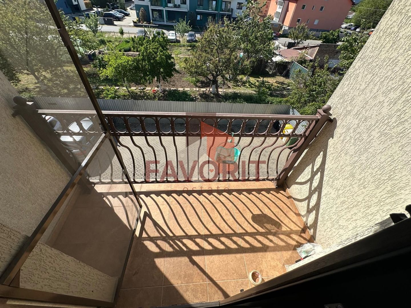 2 camere | bloc nou in oras | centrala proprie | etaj intermediar | - Poză 11