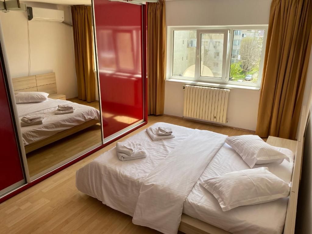 Apartament 3 camere, Mangalia, cu vedere la Mare. Zona Plaja Diana Saturn. - Poză 3