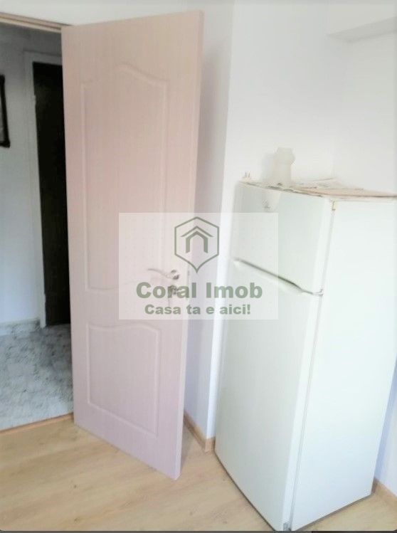 Inchiriere 3 camere, Zona Obor - Poză 2