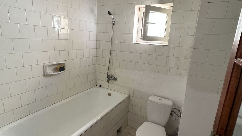 Casa pe artera - Simion Barnutiu - Poză 22