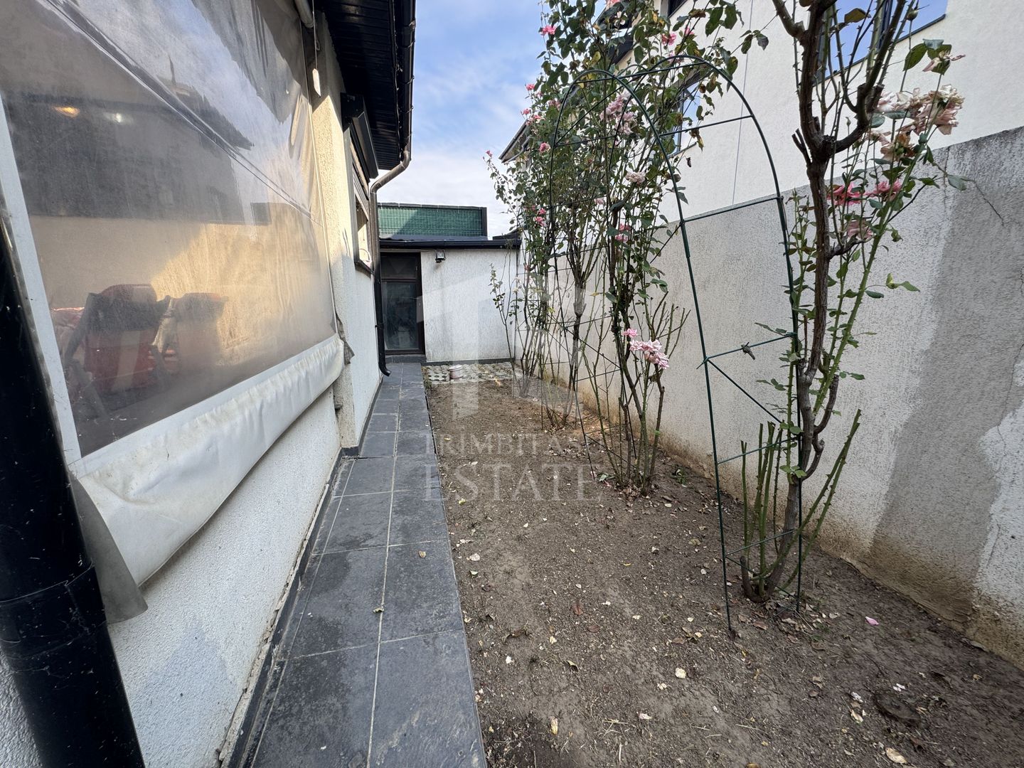 Domnesti Duplex 4 Camere 160 mp - Poză 19