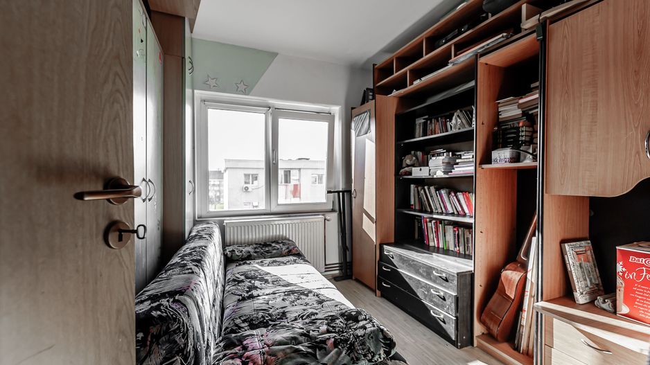 REZERVAT! Apartament 5 camere în Micălaca - Poză 9