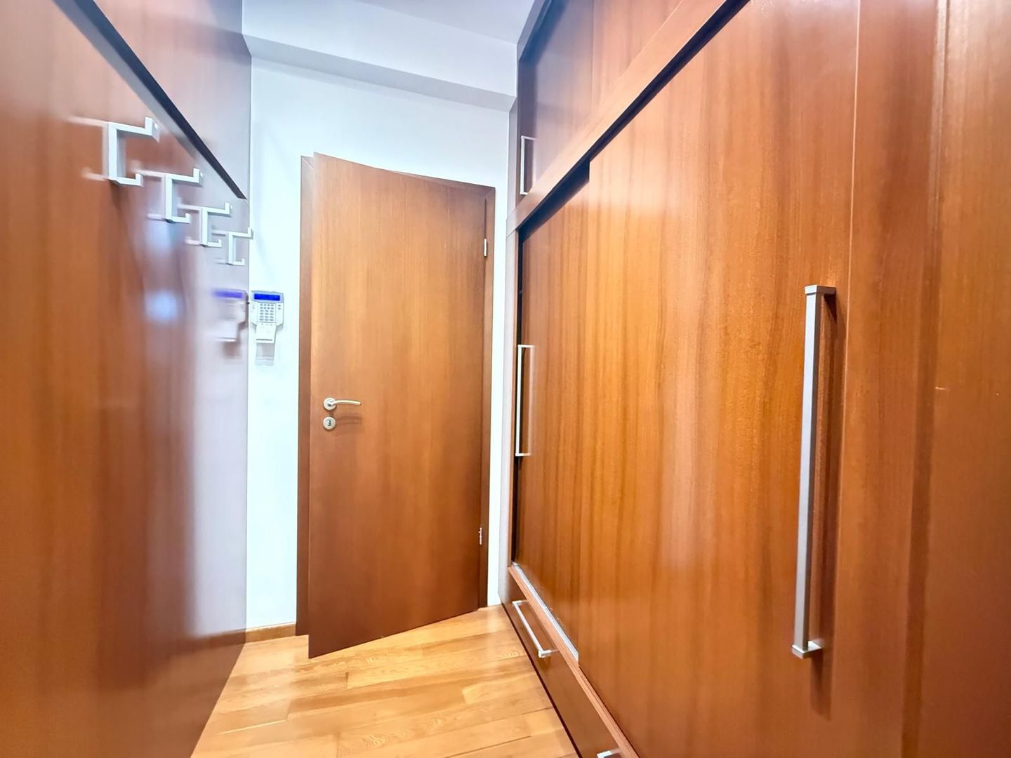 DE ÎNCHIRIAT ‖ APARTAMENT PREMIUM ‖ ULTRACENTRAL VICTORIEI ‖ PARCARE + BOXA - Poză 11