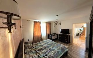 Casă 4 dormitoare și teren de 857 mp - zona Sântana de Mureș - Poză 2