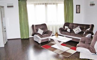 Centru, apartament cu 3 camere, 92mp utili, mobilat si utilat 170000 euro - Poză 14