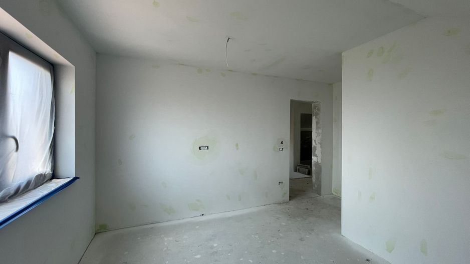 Casă individuală cu garaj-Moșnița Veche - Poză 11