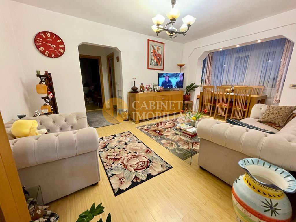 Complet Renovat - 3 Camere - Etaj 1 - Bloc Fara Risc - Zona Podu Ros - Poză 1