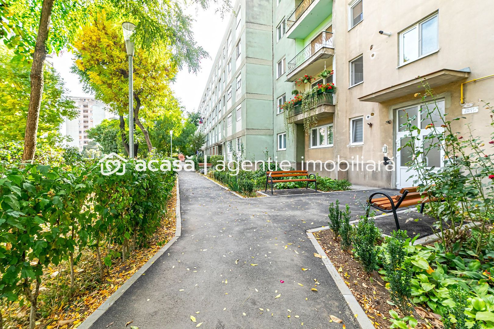 Apartament  3 camere  Calea Romanilor - Poză 1