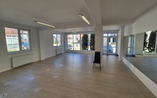 Spatiu comercial 109,54 mp + teren 222 mp + 2 locuri de parcare - Varteju - Poză 4