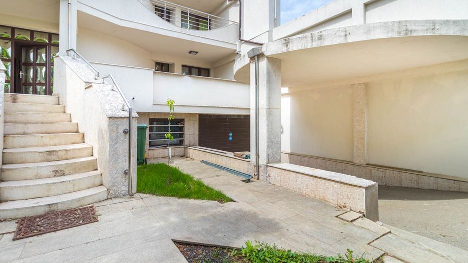 Bucureștii Noi- Vilă impresionantă- 400 mp utili- comision 0% - Poză 3