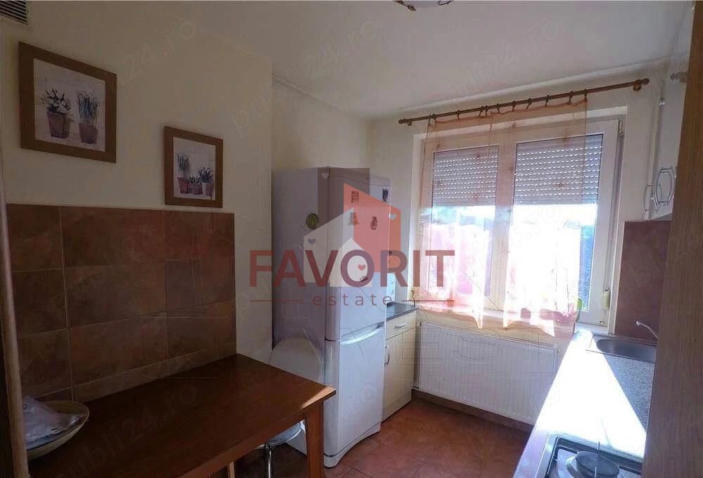 2 camere | central | etaj intermediar | mobilat | curte | - Poză 4