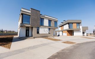 Vânzare, duplex 3 camere, + 6 ari, str. Băcioii Noi, Botanica - Poză 2