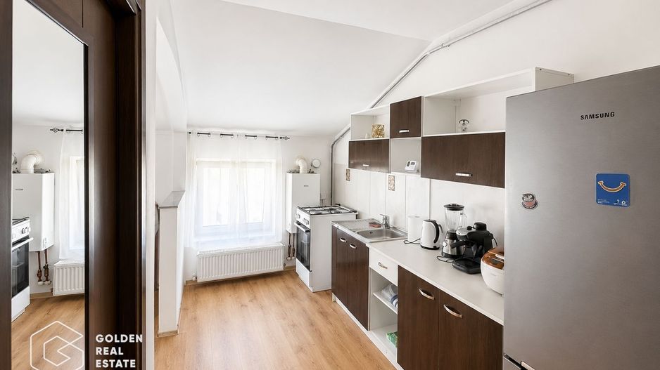 Apartament 2 camere, zona Parneava, etaj 3, centrala proprie, loc parcare - Poză 9