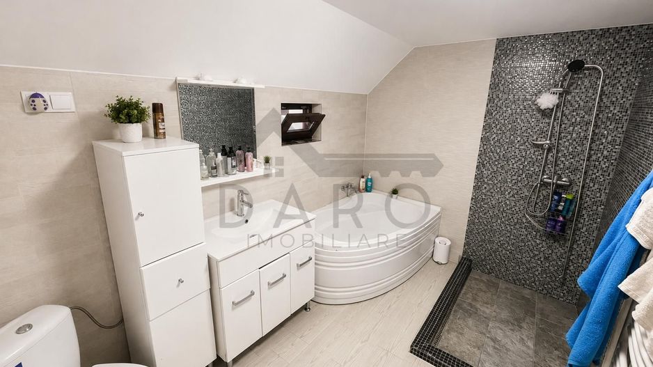 vand casa in Nazna sau schimb  cu apartament plus diferenta - Poză 7