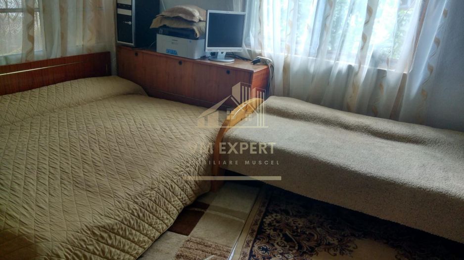 CASA 5 CAMERE, TEREN 600 MP, CAMPULUNG - Poză 3