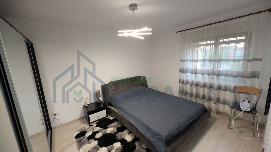 Apartament decomandat 2 camere, etaj 2/4, cu loc de parcare inclus, lângă Păcurari, Cartierul Dealul Zorilor - Poză 1
