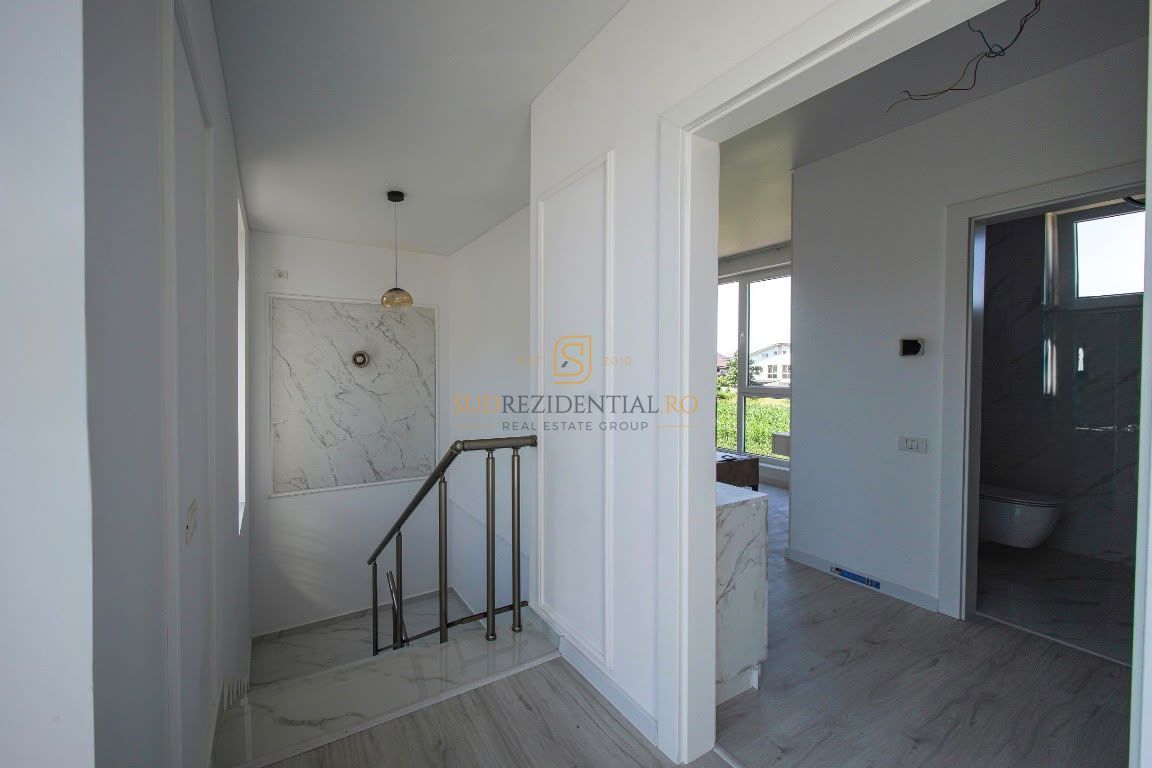 Vila tip duplex, 4 camere, ansamblu cu piscina si acces securizat - Poză 13