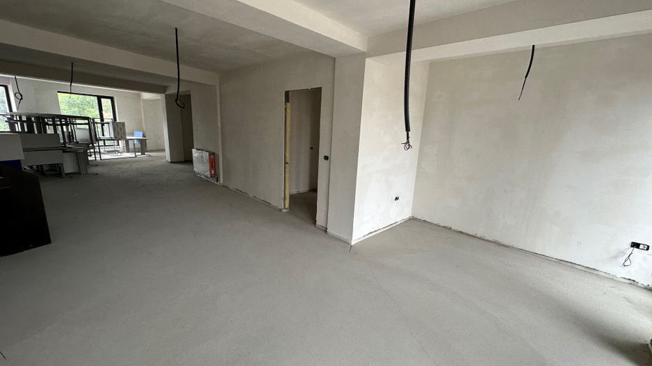 Cladire de birouri  Central pretabil activități medicale - Poză 19