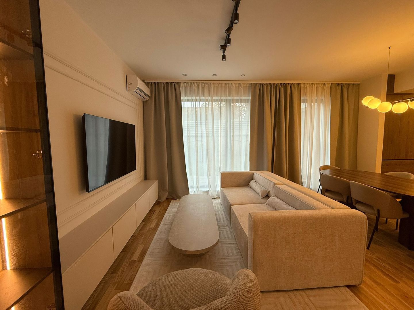 APARTAMENT 3 CAMERE | MOBILAT SI UTILAT PREMIUM | CASA PRESEI - Poză 2