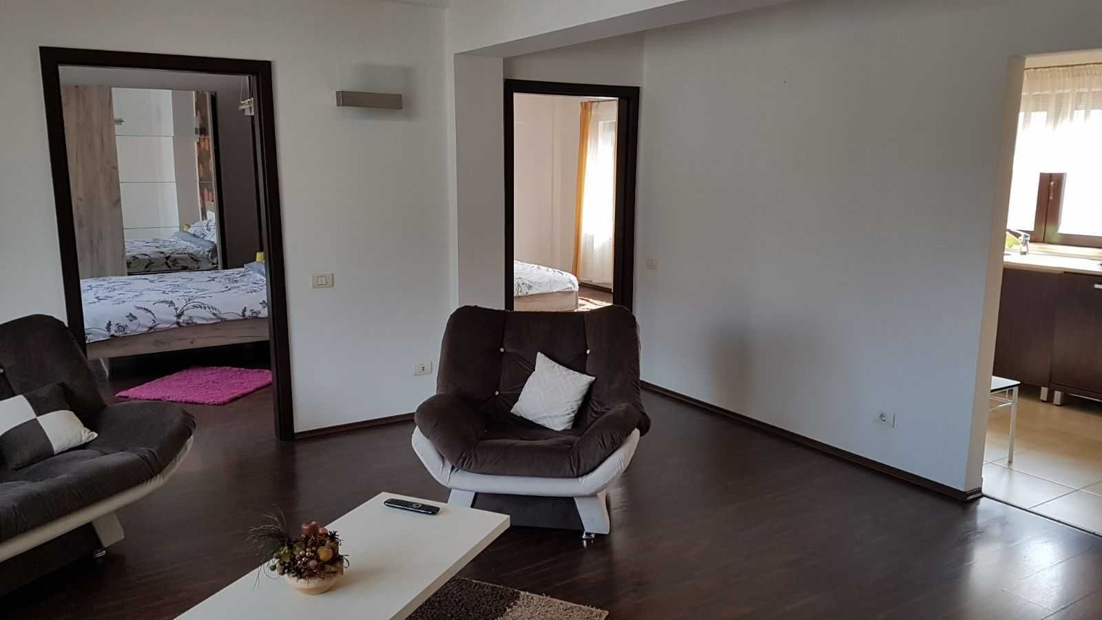 Centru, apartament cu 3 camere, 92mp utili, mobilat si utilat 170000 euro - Poză 17