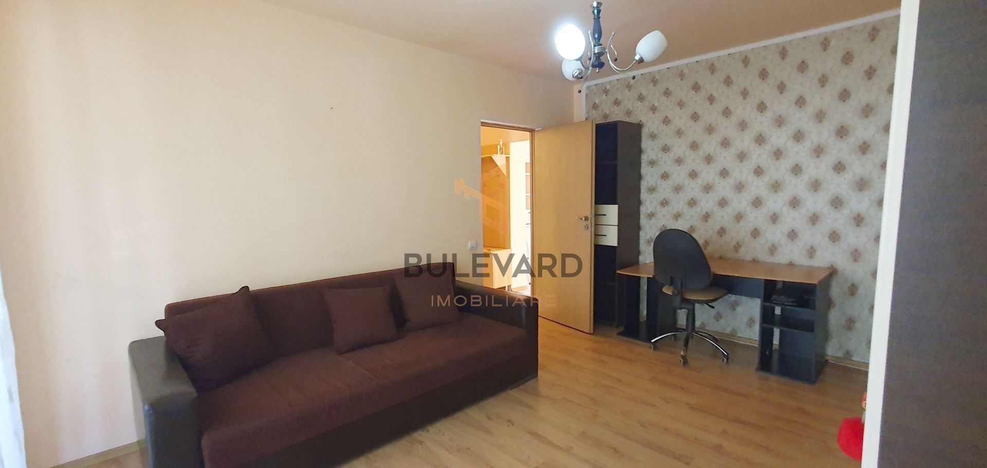 Apartament cu 2 camere decomandate, zona strazii Porii! - Poză 2