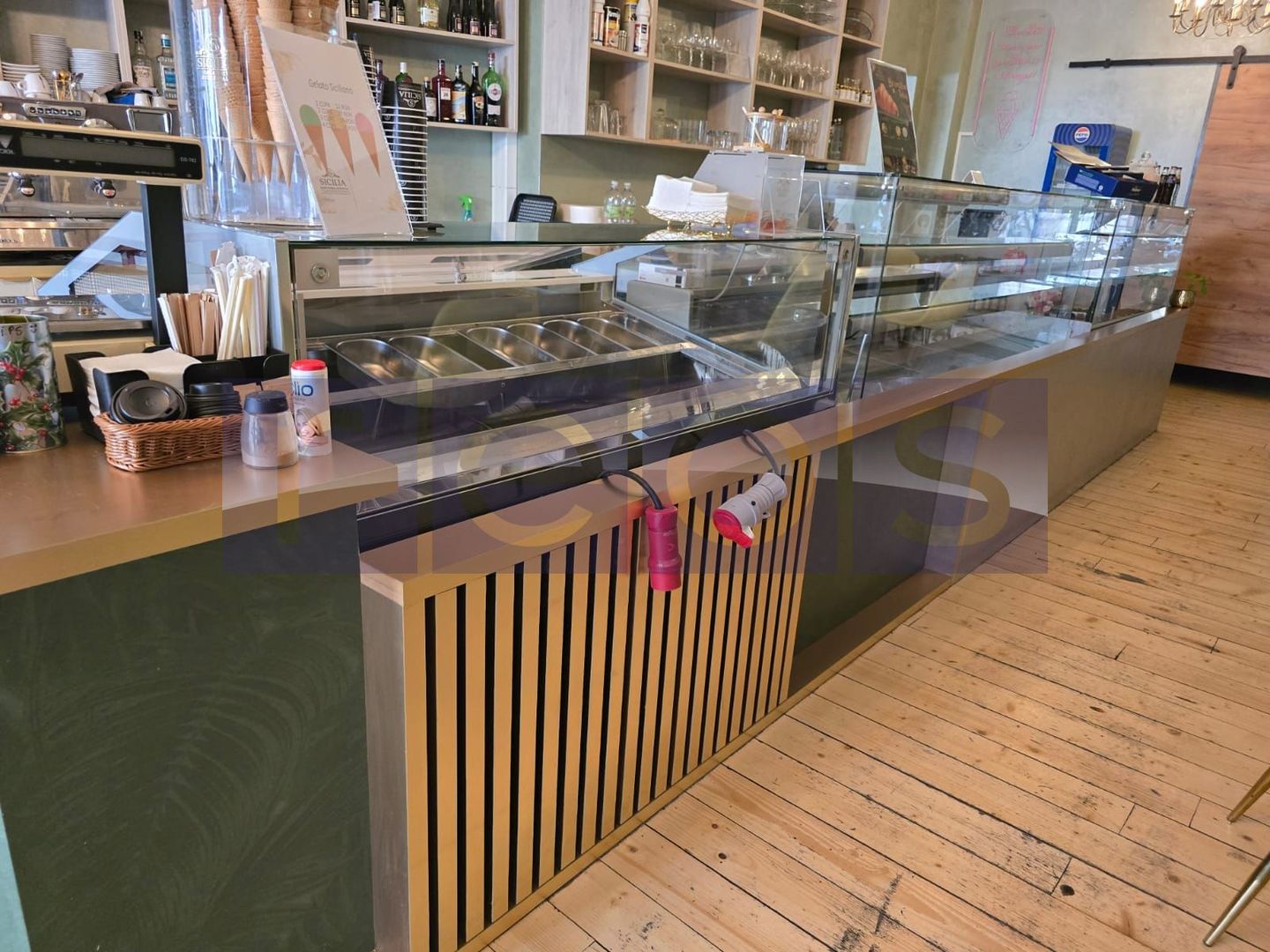 NCHIRIERE SPATIU COMERCIAL + TERASA | EMINESCU - DACIA 200MP HORECA RESTAURANT - Poză 8