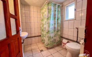 Pensiune in decor fermecator, loc de istorie si legenda, Moieciu de Jos, Bran - Poză 39