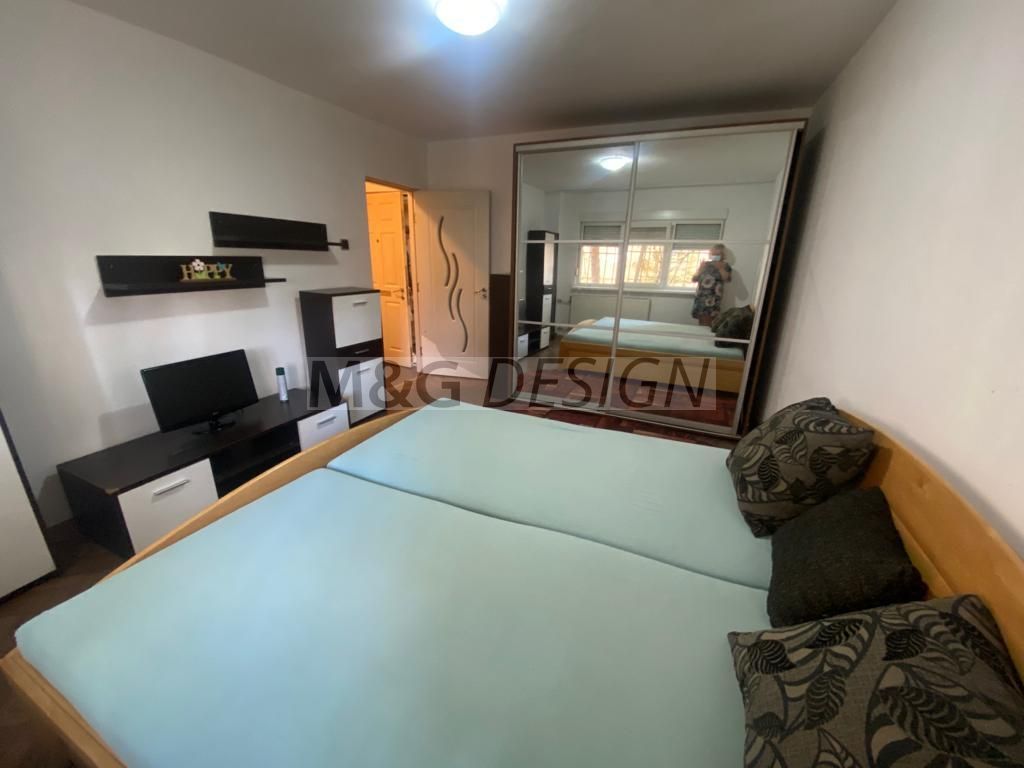 Apartament 1 camera decomandat parter Complexul Studentesc - Poză 1