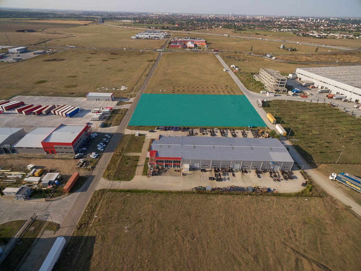 Teren de 7000mp pentru parcare TIR - Poză 1