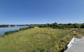 Priveliste spre lac! - Poză 2