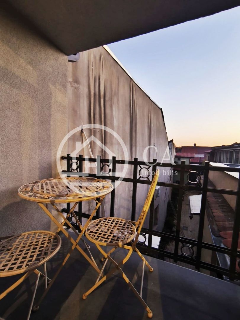 Apartament la casa, de inchiriat cu 3 camere Ultracentral, Oradea - Poză 11