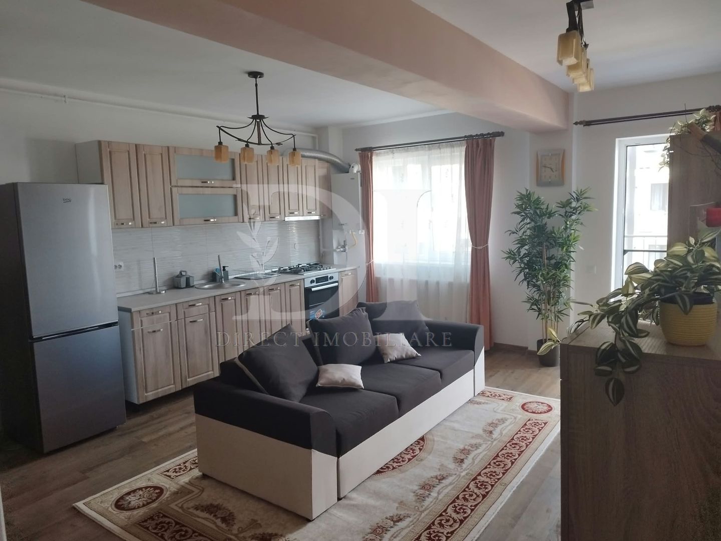 APARTAMENT 2 CAMERE DE ÎNCHIRIAT - Poză 1