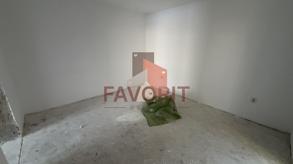 Bloc nou finalizat. Etaj 1. Acces asfaltat - Poză 5