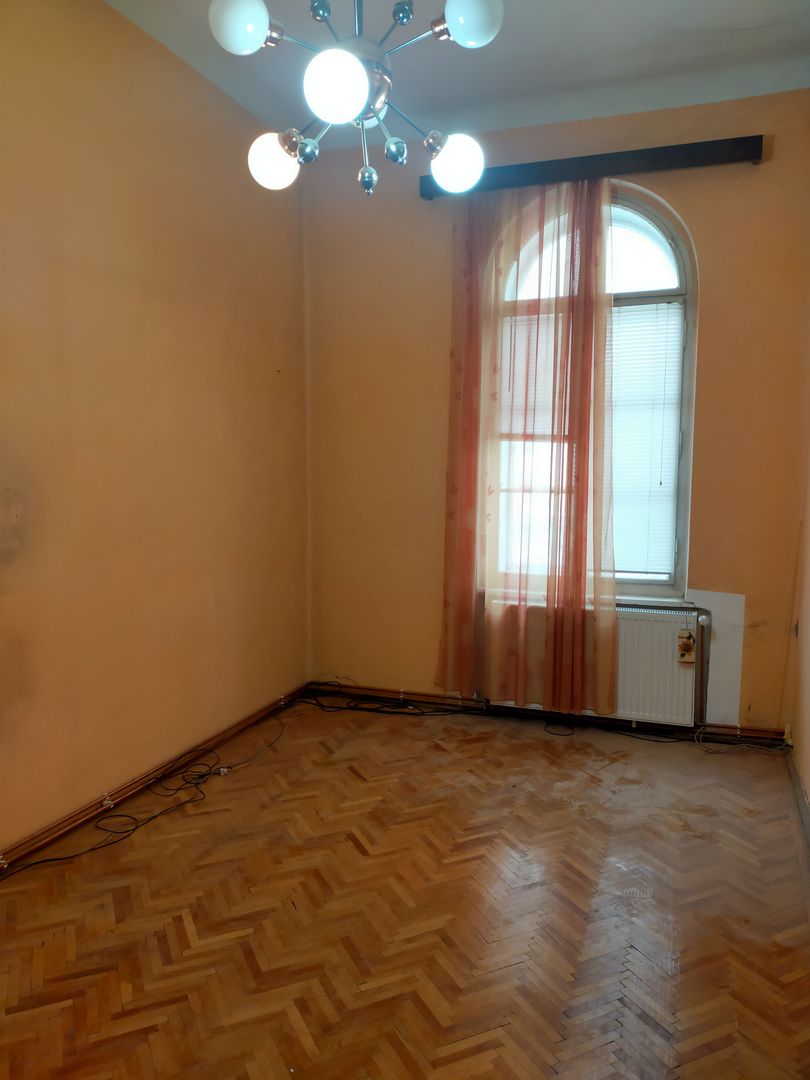 APARTAMENT 3 CAMERE DE VANZARE ULTRACENTRAL - Poză 1