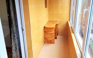 Oferim spre inchiriere,apartament spatios,3 camere,aproape de Spitalul Judetean - Poză 5