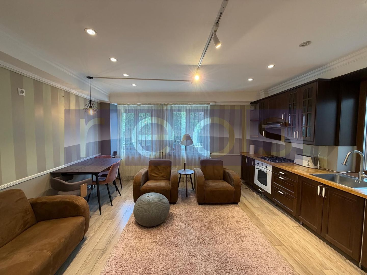 INCHIRIERE CASA INDIVIDUALA | MOBILATA-UTILATA | 85MP | UNIRII | CURTE - Poză 1