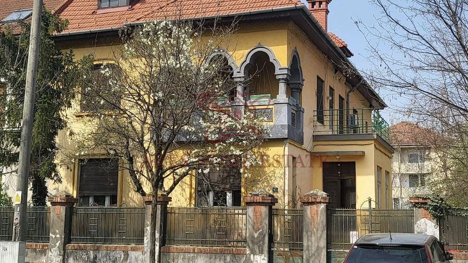 Proprietate rară ultracentrală   vilă interbelică neo-românească Bd. C.D. Loga, Timișoara , Romania - Poză 1
