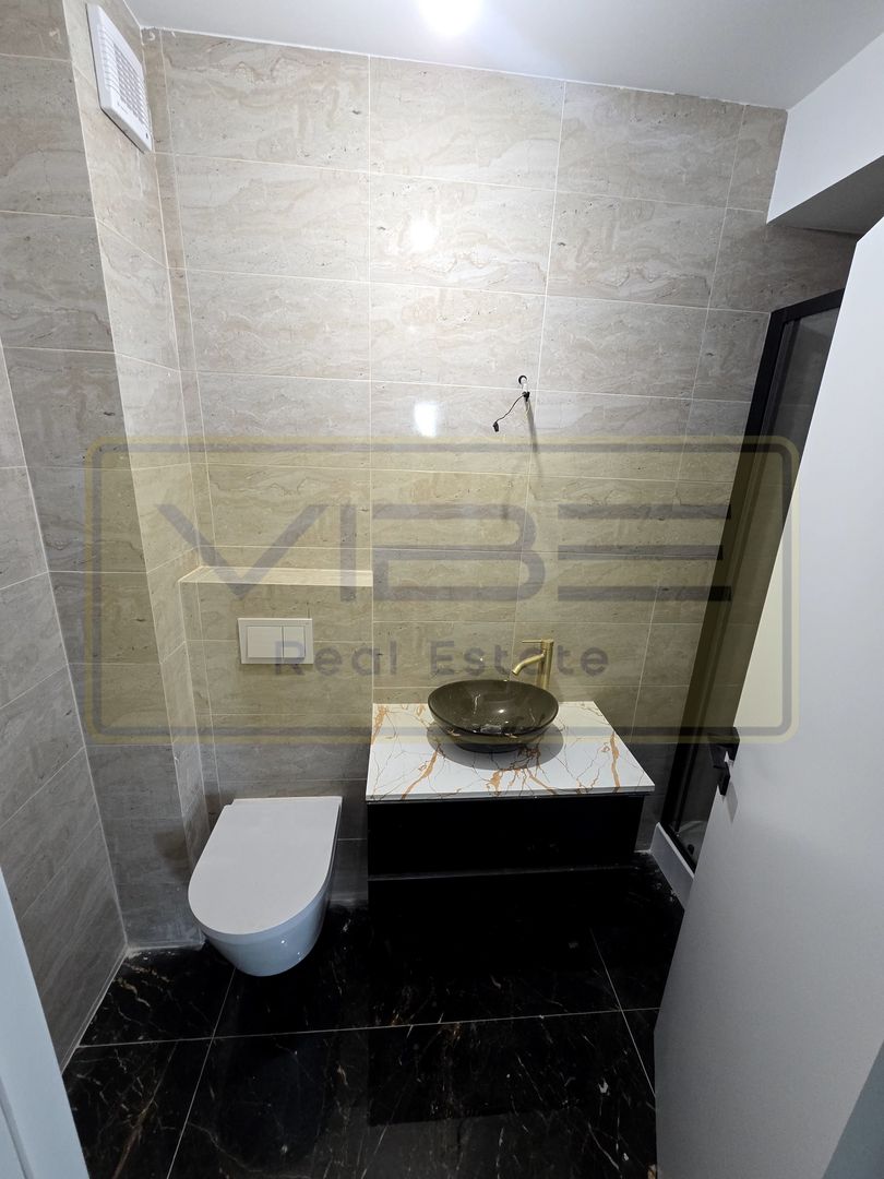 Copou- 3 camere 2 bai- decomandat- modern- parcare acoperita - Poză 12