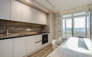 Vânzare, apartament, 2 camere, strada Vasile Lupu, Buiucani - Poză 1
