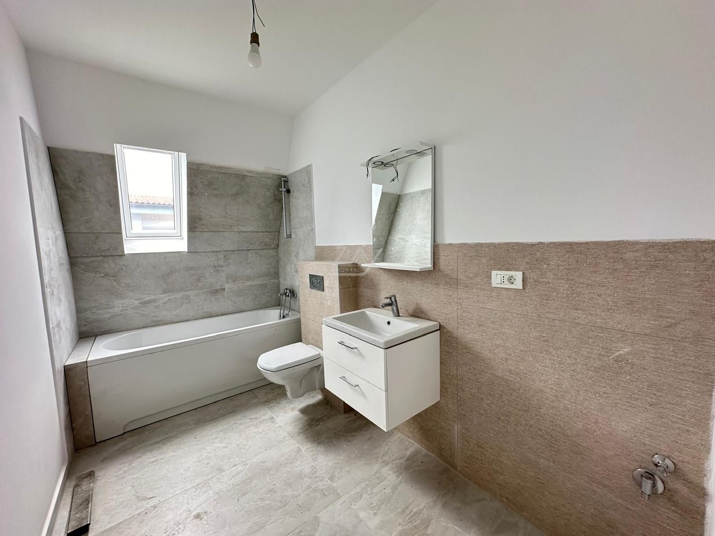 Lift. 2 terase 17 mp. 2 bai. 2 locuri de parcare. Decomandat. - Poză 7