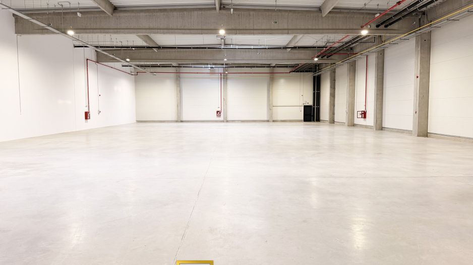Hala de inchiriat Arad A1 – spațiu industrial modern 2.349 mp - Poză 1