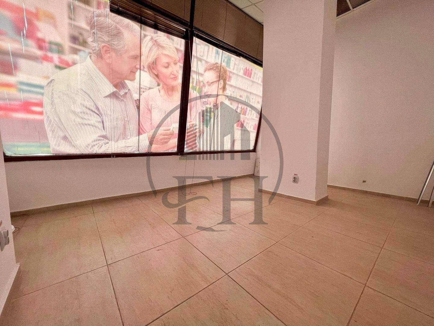 Spațiu comercial cu 3 camere de închiriat în Tomis III, Constanta - Poză 4