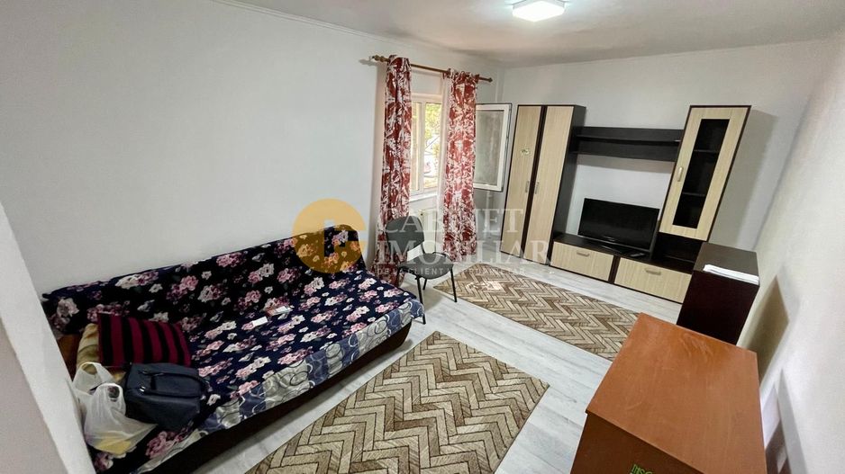 Nicolina - Apartament 2 Camere Decomandat Bloc 1985 - Poză 1