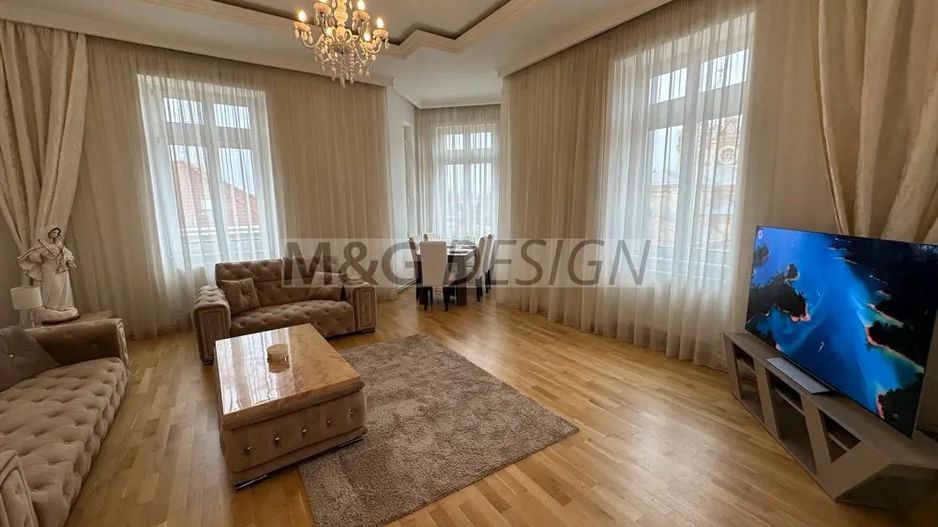 Apartament 3 camere amenajat lux - Poză 1