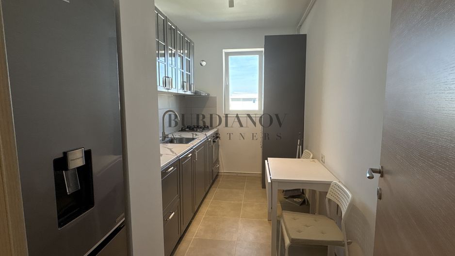 Apartament cu 3 camere 2 băi de închiriat Prelungirea Ghencea - Poză 4