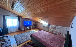 Apartament 3 camere decomandat  78 mp pivnita curte  in zona Centrala - Poză 2