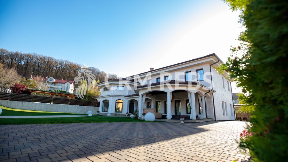 Casă / Vilă cu 5 camere de vânzare în zona Est - Poză 3