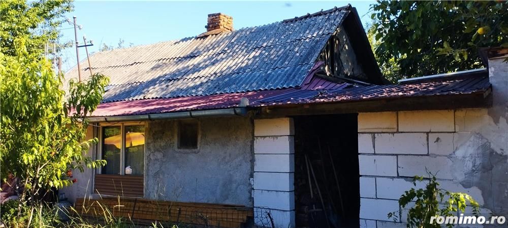 Casă cu teren și front stradal generos - Poză 7