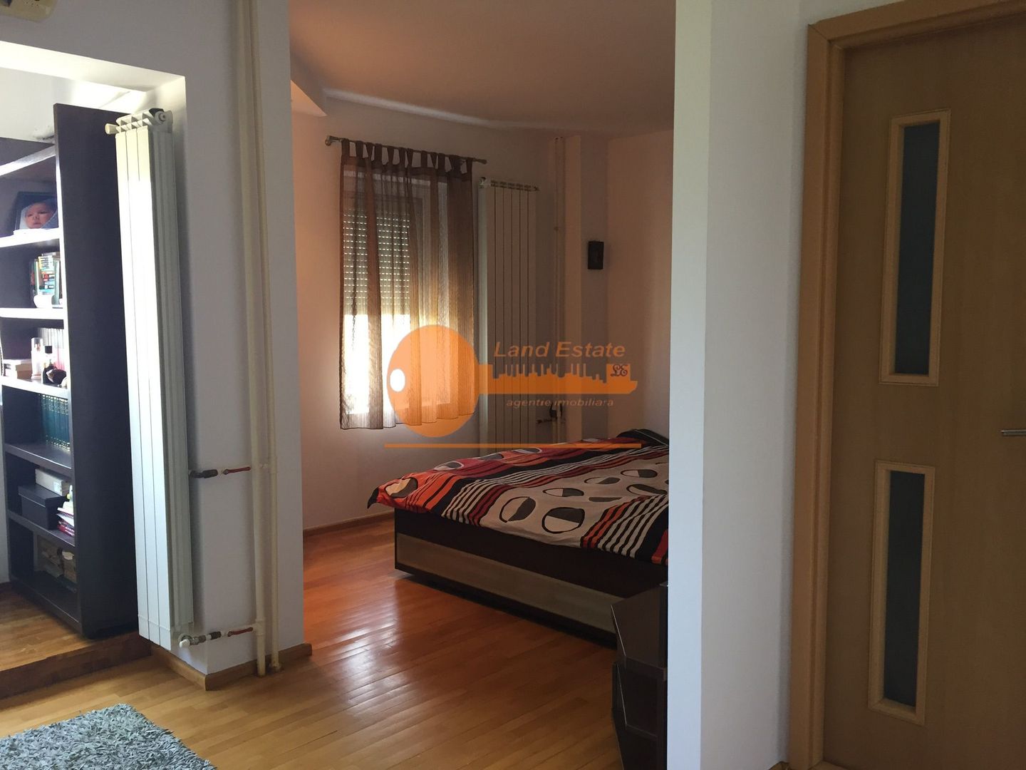 Vanzare 3 camere Vacaresti ( bloc 1985-aproape de metrou ) - Poză 15